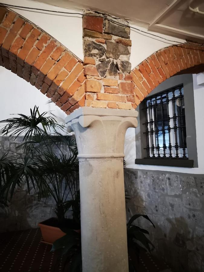Casa Vacanze Da Graziella Lovere Exteriör bild
